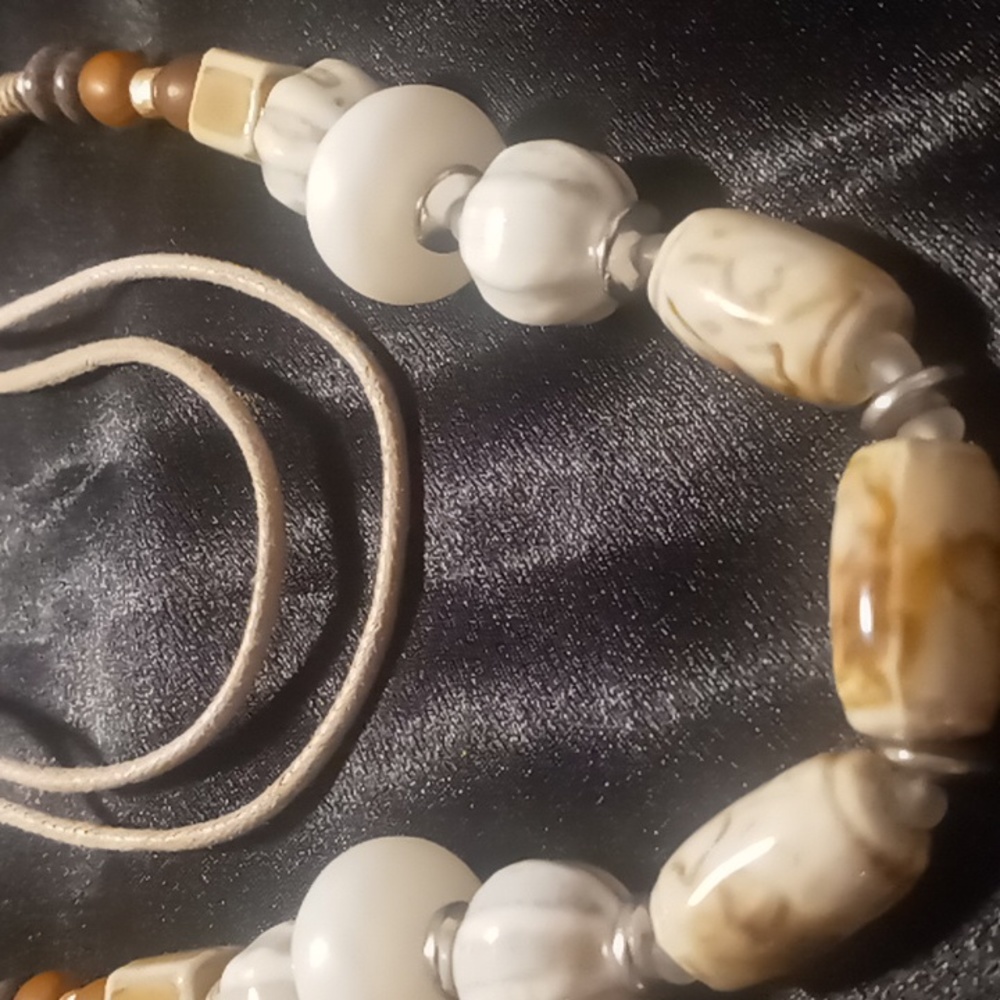 Loft natural and ceramic stone necklace extendable 22 - 34 long
